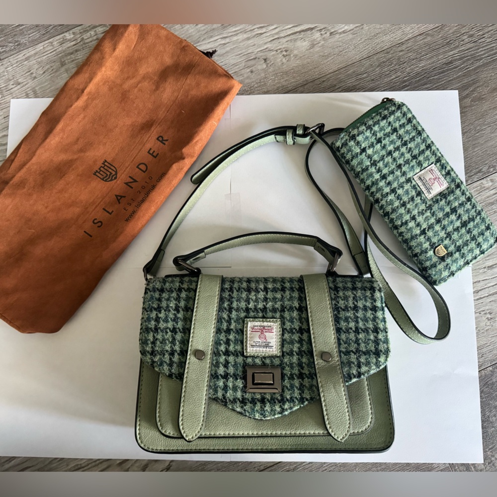 Islander Green Houndstooth Crossbody Bag